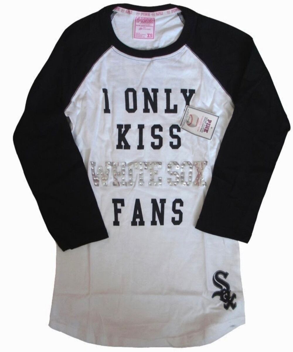 VS PINK MLB bling RHINESTONES T-shirt I ONLY KISS WHITE SOX FANS BASEBALL NWT L